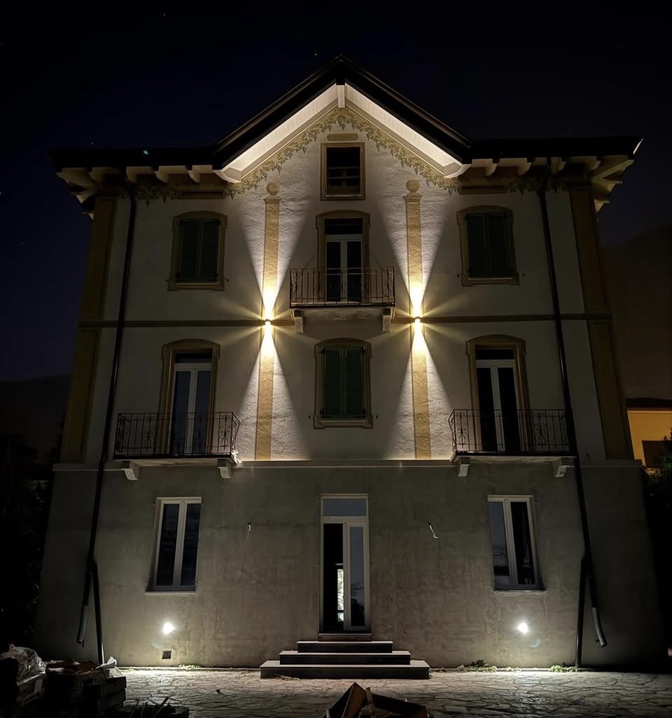 Illuminazione facciata esterna